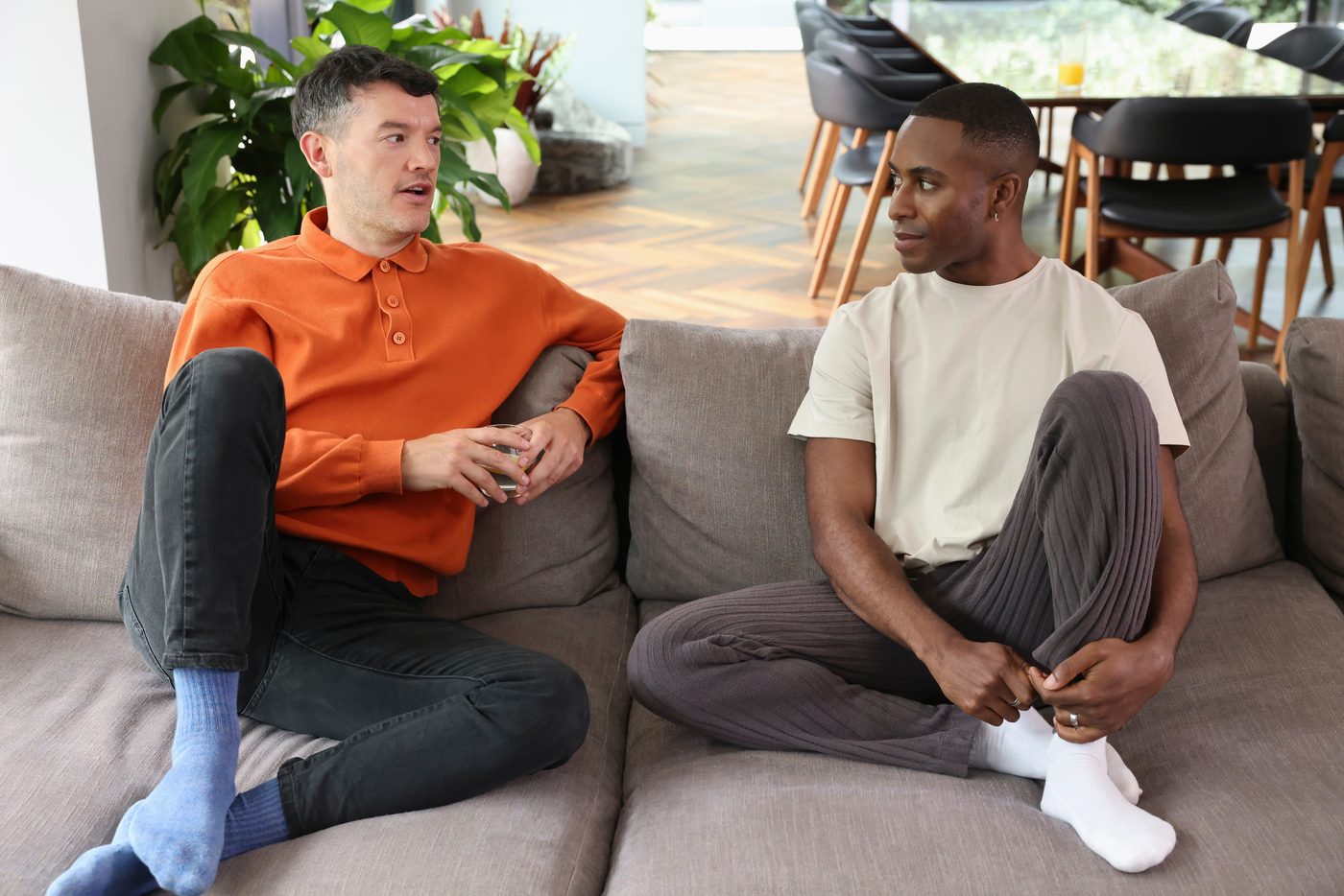 Two Gaydar members who met nearby